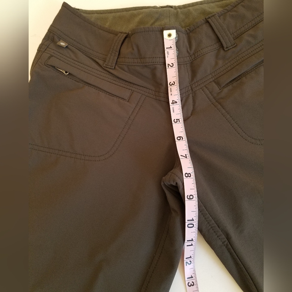 Athleta Dipper Dark Olive Flare Cargo Pants Pocket Details Size 2 - Picture 10 of 17